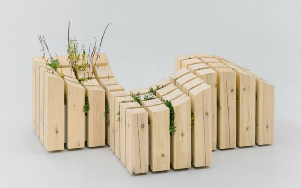 Tuotekuva kolmesta kalustemoduulista.